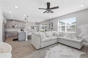 7273 Notched Pne Bnd, Wesley Chapel, FL 33545 - Photo 11