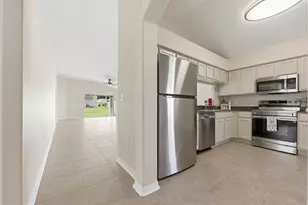 25831 Syme Ct, Land O Lakes, FL 34639 - Photo 5
