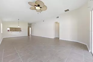 25831 Syme Ct, Land O Lakes, FL 34639 - Photo 13