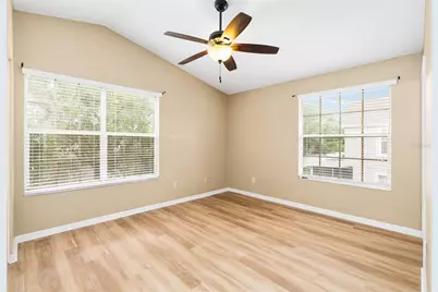 539 Kensington Lake Circle, Brandon, FL 33511 - Photo 13