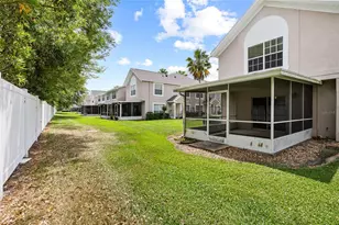 539 Kensington Lake Cir, Brandon, FL 33511 - Photo 23