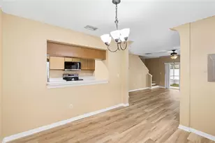 539 Kensington Lake Cir, Brandon, FL 33511 - Photo 7