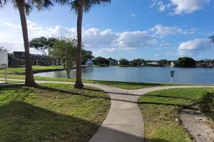 302 Lake Parsons Green, Brandon, FL 33511 - Photo 13