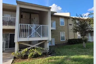 302 Lake Parsons Green #102, Brandon, FL 33511 - Photo 1