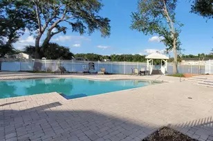 302 Lake Parsons Green, Brandon, FL 33511 - Photo 19