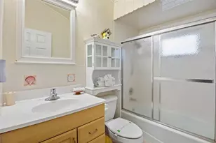 2508 Avenue B, Bradenton Beach, FL 34217 - Photo 25