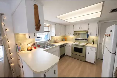 12262 S Hyacinth Point, Floral City, FL 34436 - Photo 7