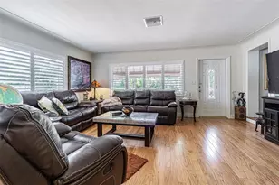 243 Snell Isle Blvd NE, Saint Petersburg, FL 33704 - Photo 7