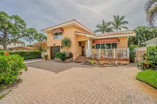 243 Snell Isle Blvd NE, Saint Petersburg, FL 33704 - Photo 1