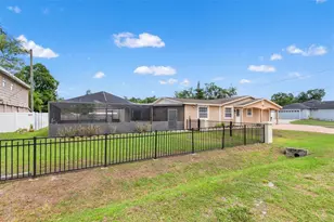 7901 N Packwood Ave, Tampa, FL 33604 - Photo 43
