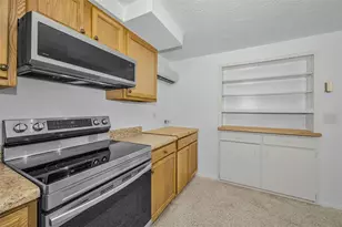 4843 Calais Dr, Holiday, FL 34690 - Photo 13