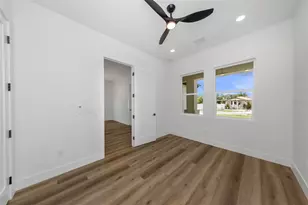 4468 57th Ave N, Saint Petersburg, FL 33714 - Photo 13