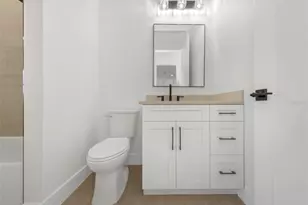 4468 57th Ave N, Saint Petersburg, FL 33714 - Photo 13