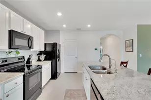 10324 Geese Trail Cir, Sun City Center, FL 33573 - Photo 17