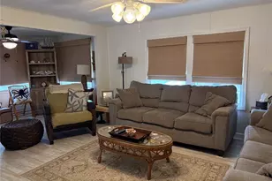 10297 N Lake Dr, Largo, FL 33773 - Photo 19