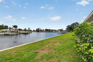 6537 Cape Hatteras Way NE, Saint Petersburg, FL 33702 - Photo 31