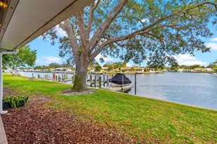 6537 Cape Hatteras Way NE, Saint Petersburg, FL 33702 - Photo 37