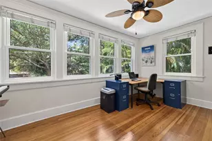 2318 Woodlawn Cir E, Saint Petersburg, FL 33704 - Photo 33