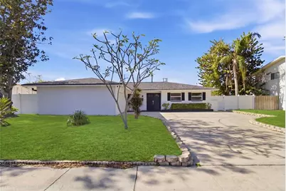 14096 Passage Way, Seminole, FL 33776 - Photo 35