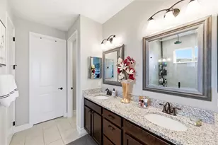 28707 Revaro Ln, Wesley Chapel, FL 33543 - Photo 25