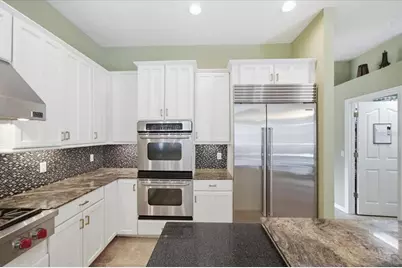 19106 Saint Laurent Drive, Lutz, FL 33558 - Photo 17