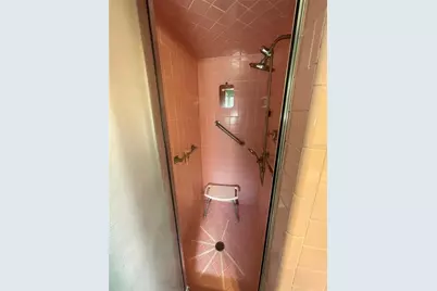 6519 Walton Way, Tampa, FL 33610 - Photo 17