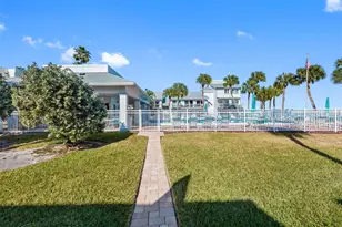 1451 Gulf Blvd, Clearwater Beach, FL 33767 - Photo 15