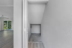 1451 Gulf Blvd, Clearwater Beach, FL 33767 - Photo 33