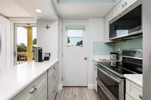 1 Boca Ciega Point Blvd, Saint Petersburg, FL 33708 - Photo 21