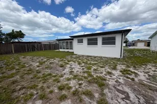 3220 Huntington Rd, Holiday, FL 34691 - Photo 27