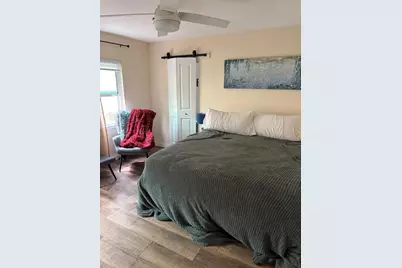 8914 Memorial Highway, Tampa, FL 33615 - Photo 21