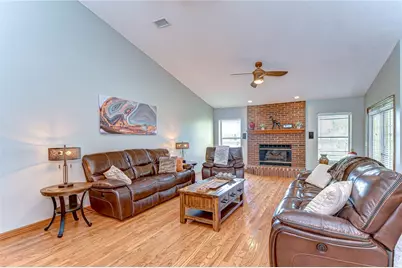 709 Sportsman Park Drive, Seffner, FL 33584 - Photo 13