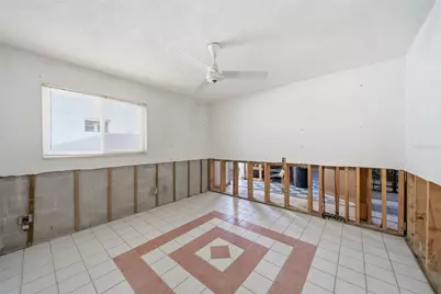 4 Bellevue Drive, Treasure Island, FL 33706 - Photo 11