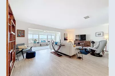 5925 Shore Boulevard S #611, Gulfport, FL 33707 - Photo 13
