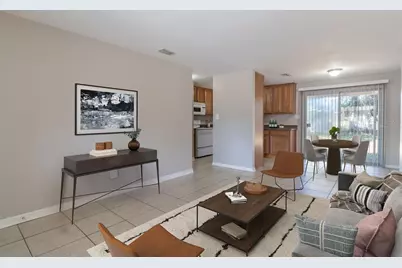 5024 S 85th Street, Tampa, FL 33619 - Photo 5