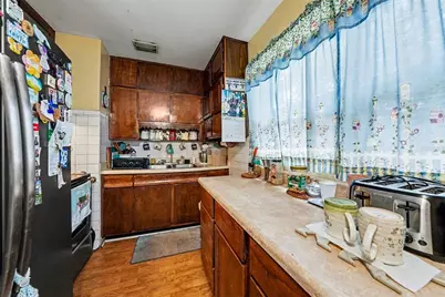 8605 Tupelo Drive, Tampa, FL 33637 - Photo 3