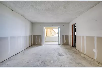 4775 Cove Circle #106, Saint Petersburg, FL 33708 - Photo 25