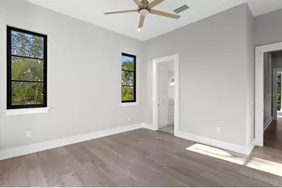 337 Coffee Pot Drive NE, Saint Petersburg, FL 33704 - Photo 29