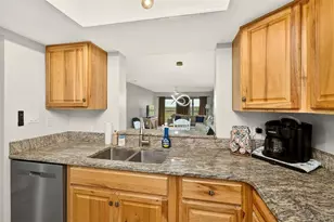 5400 Park St N, Saint Petersburg, FL 33709 - Photo 17