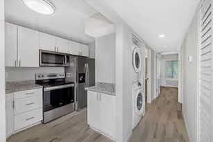 3166 Lake Pine Way S, Tarpon Springs, FL 34688 - Photo 5
