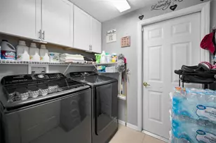 7951 Roundelay Dr, New Port Richey, FL 34654 - Photo 33