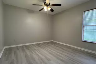 27618 Sky Lake Cir, Wesley Chapel, FL 33544 - Photo 23