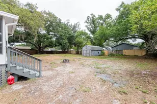 8812 Dyer Rd, Riverview, FL 33578 - Photo 31