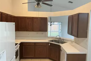 216 Island Water Way, Apollo Beach, FL 33572 - Photo 7