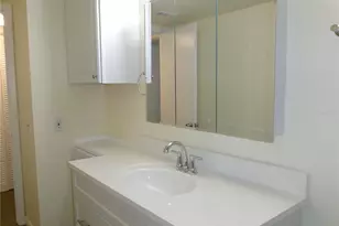[Address not provided], Saint Petersburg, FL 33714 - Photo 7