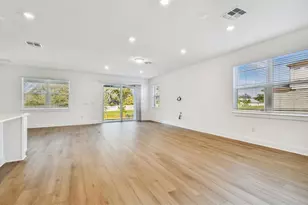 9832 Autumn Rdg Ave, Riverview, FL 33578 - Photo 9