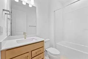 9832 Autumn Rdg Ave, Riverview, FL 33578 - Photo 15