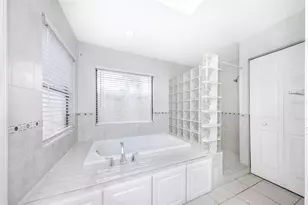 3334 Brian Rd N, Palm Harbor, FL 34685 - Photo 25
