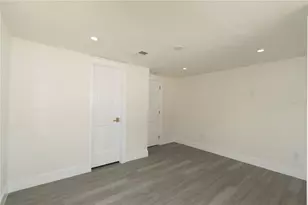 1711 E Sewaha St, Tampa, FL 33612 - Photo 31