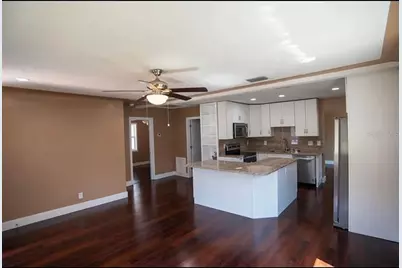 1329 34th Avenue N, Saint Petersburg, FL 33704 - Photo 3